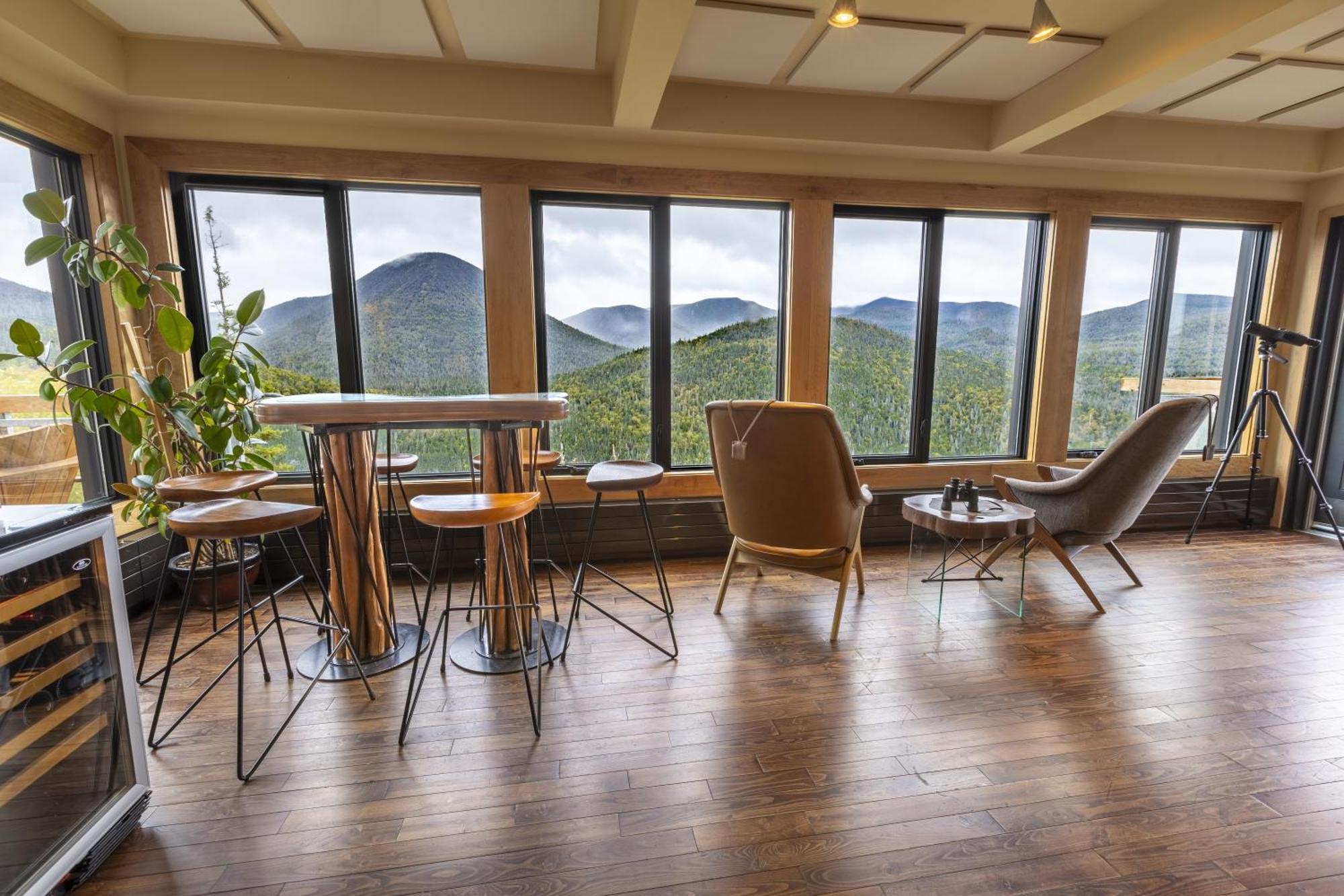 Auberge De Montagne Des Chic-Chocs Mountain Lodge - Sepaq Sainte Anne des Monts Ngoại thất bức ảnh