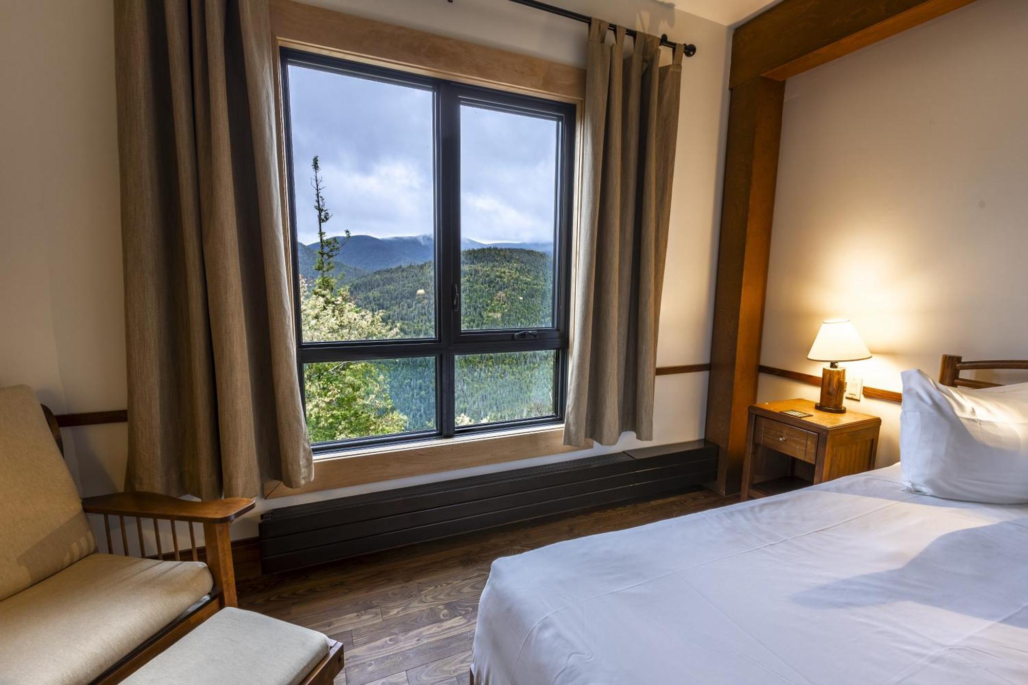 Auberge De Montagne Des Chic-Chocs Mountain Lodge - Sepaq Sainte Anne des Monts Ngoại thất bức ảnh