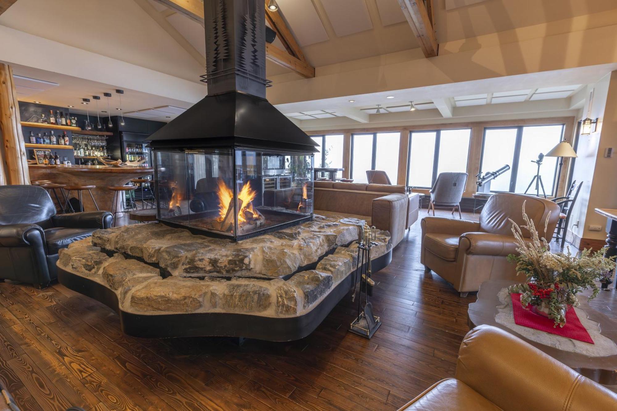 Auberge De Montagne Des Chic-Chocs Mountain Lodge - Sepaq Sainte Anne des Monts Ngoại thất bức ảnh